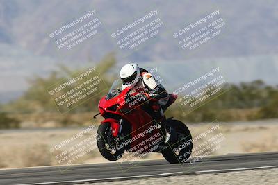 media/Dec-01-2025-Moto Forza (Mon) [[2daa91e15f]]/1-Advanced Group/Session 3 Turn 3 Exit Bump Pans/